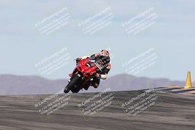 media/Nov-16-2025-Race Pace (Sun) [[8c5fa54630]]/Verified Riders/1-Turns 9 and 10 (925am)/